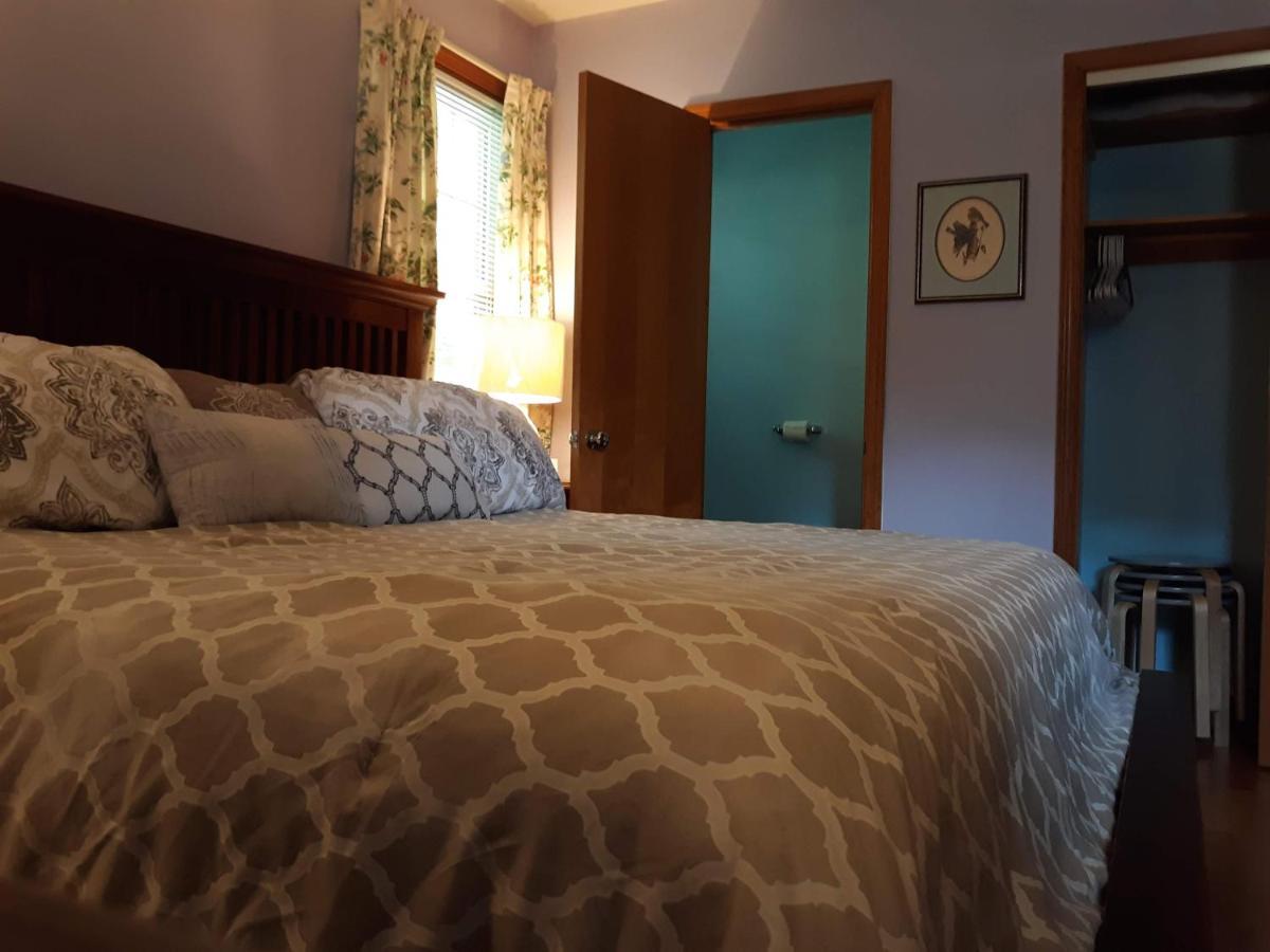 リッチモンド Quiet, Clean House W/ Steel Balls Bed & Breakfast エクステリア 写真